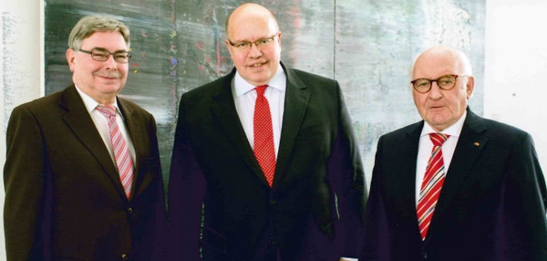 Bild Besuch Bundeskanzleramt Bundesminister Altmaier (web 600x286)