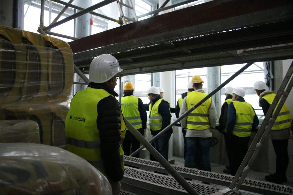 BDB zu Besuch im PRAEDIUM - Zweigeschossiges Penthouse Foto: PRAEDIUM/ Roessler ProResult