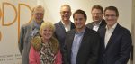 Wieviel Handlungsspielraum bleibt moderner Stadtplanung? Diskussionsveranstaltung am 24.1.18 (v.l.n.r.) Horst Schneider (ehemaliger Offenbacher Oberbürgermeister), Edda Rössler (Roessler ProResult), Martin Hunscher (Leiter Stadtplanungsamt Frankfurt am Main), Tobias Rösinger (Geschäftsführer Wentz & Co), Andreas Ostermann (1, Vorsitzender BDB HESSEN-FRANKFURT) und Ralf Werner (Niederlassungsleiter Instone Real Estate) (Foto: BDB HessenFrankfurt/ Fotograf: Bernd Kammerer)